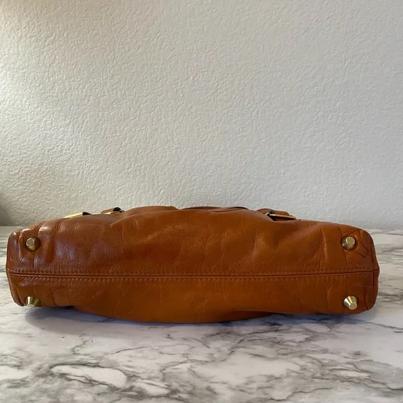 Chloe Handbag - Picture 4 of 14